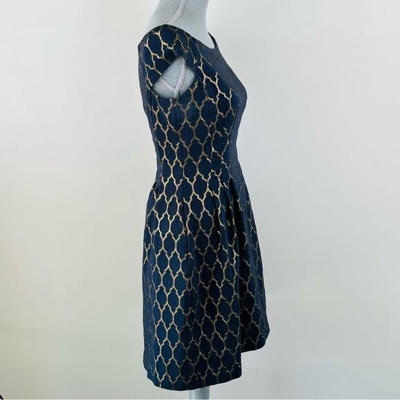 Vince Camuto SZ 6 Navy Gold Metallic Dress Stretch Fit/Flare Party Holiday - Picture 4 of 9